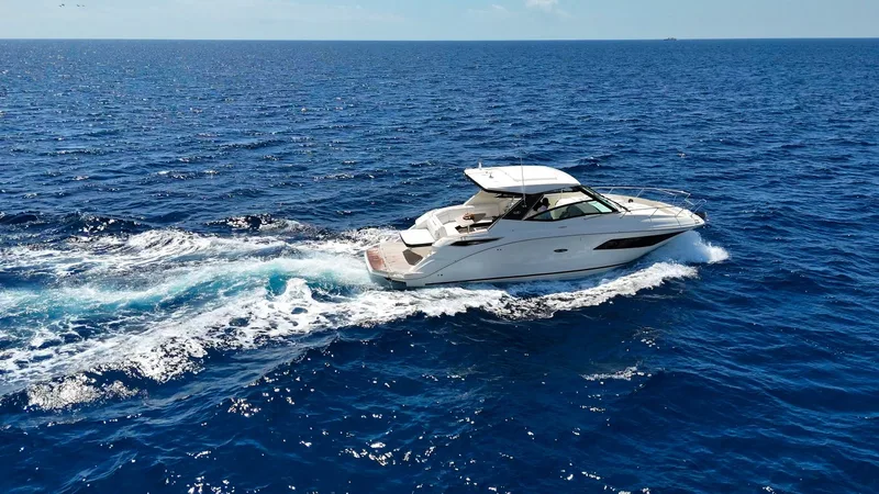Sea Ray 320 — Ayia Napa